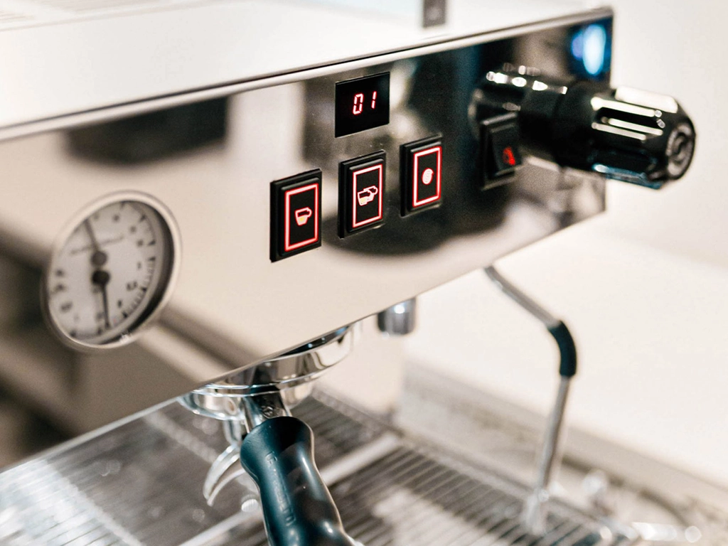 La Marzocco Linea Classic S Semi-Automatic